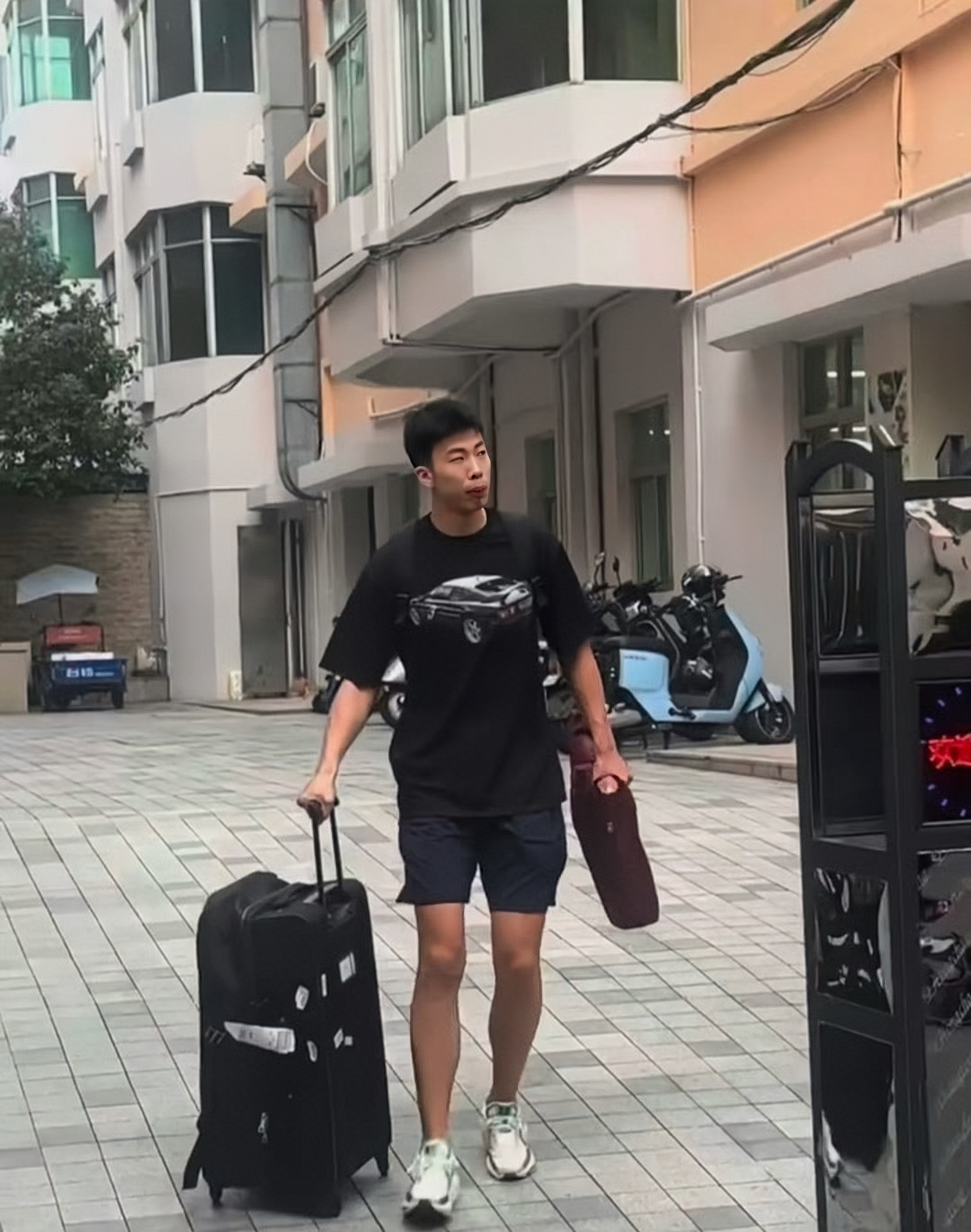 易游官方入口 -德国杯倒计时，广厦男篮窗口期完成体检，细节引发关注，更衣室稳定，心理建设被强调 