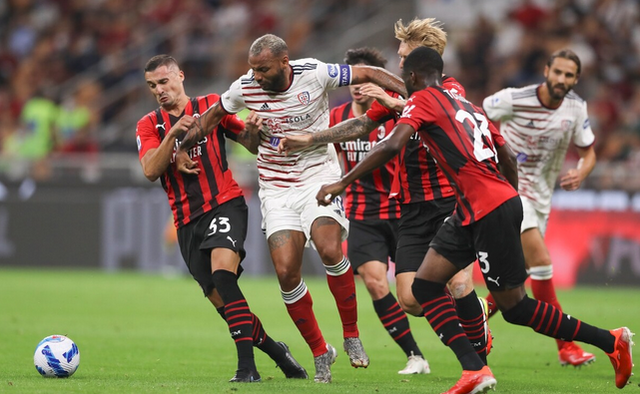 易游体育入口 -关于上海久事转会期强势反弹，志在欧冠名次提升，悬念犹存，年轻球员得到机会的信息